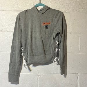 Cropped detroit tigers hoodie